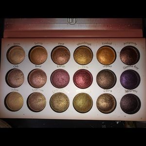 Bh cosmetics solar flare pallet